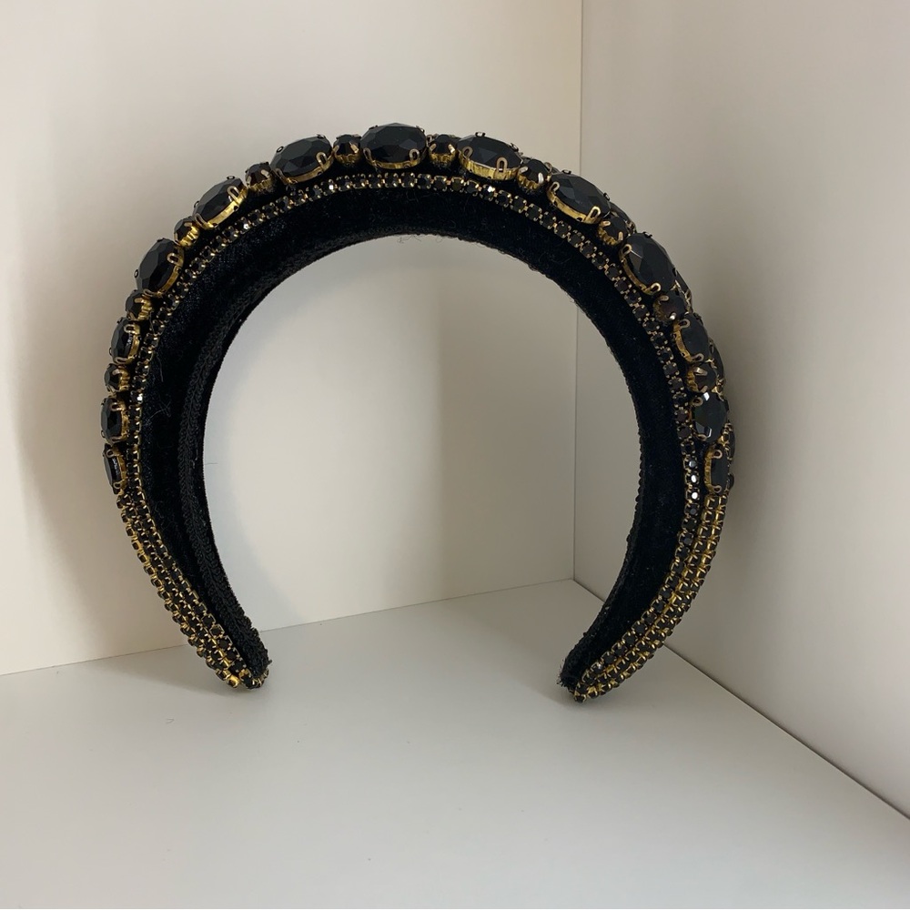 Elegant Black and Gold Embellished Headband